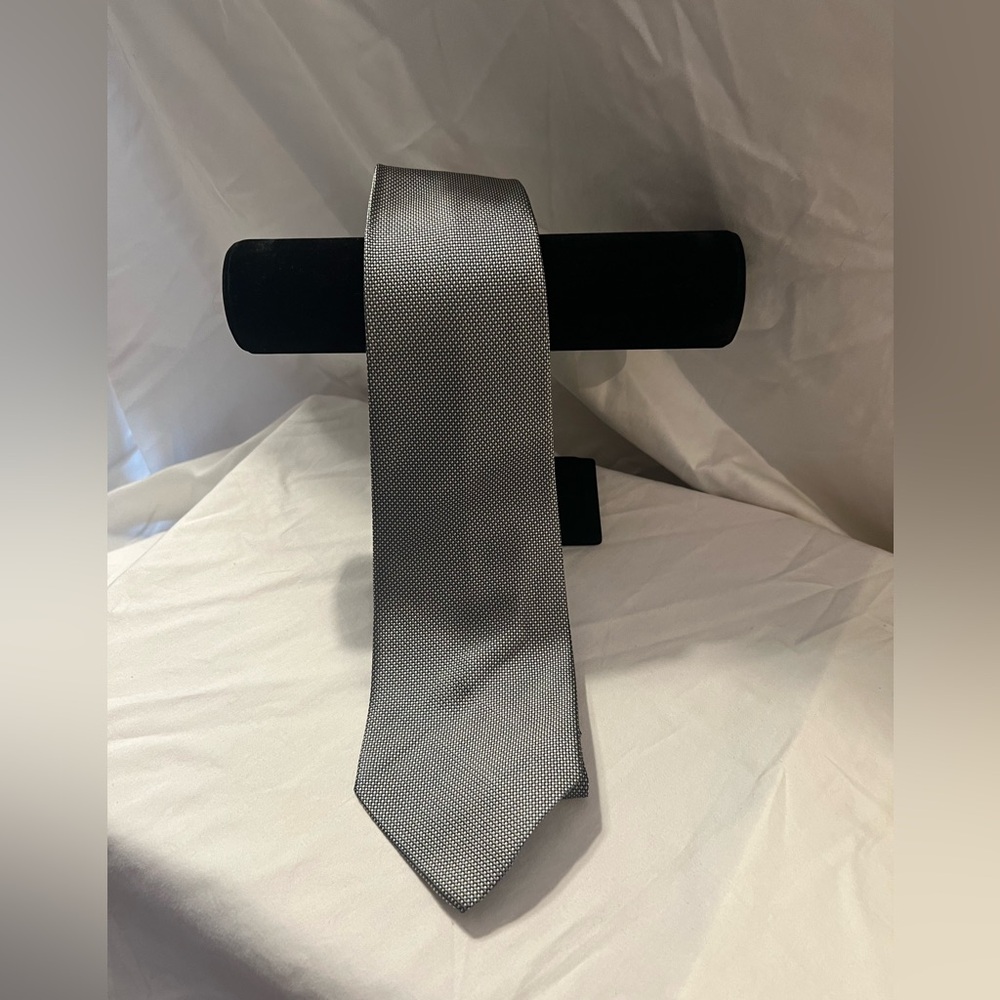 Charvet Silver Jacquard Tie with Blue Undertone.